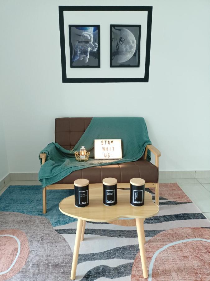 C1113 Almas Suites Galaxy Space Netflix By Stay 누사자야 외부 사진